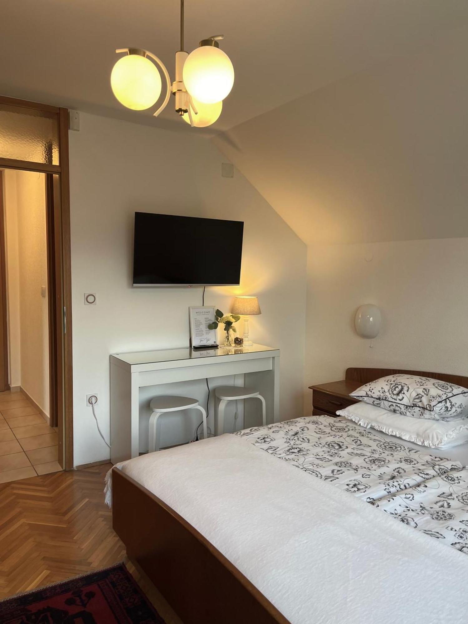 Lakeview Guesthouse & Chalet Bled Ngoại thất bức ảnh