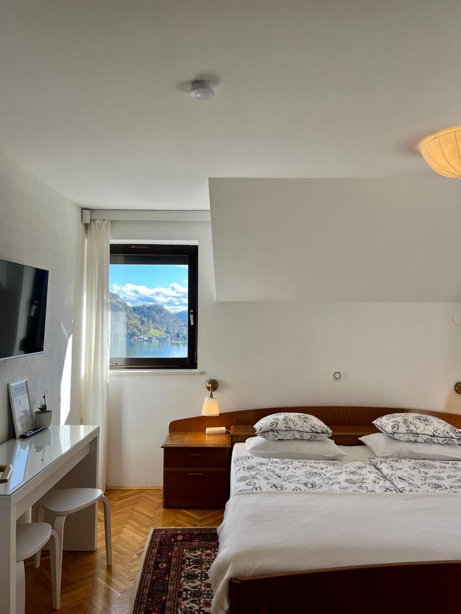 Lakeview Guesthouse & Chalet Bled Ngoại thất bức ảnh